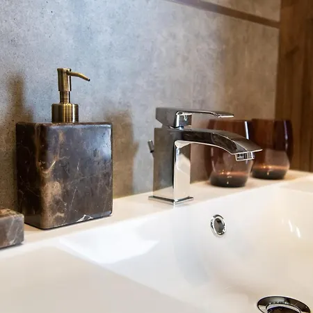 Le De L'anecdote Dom wakacyjny *